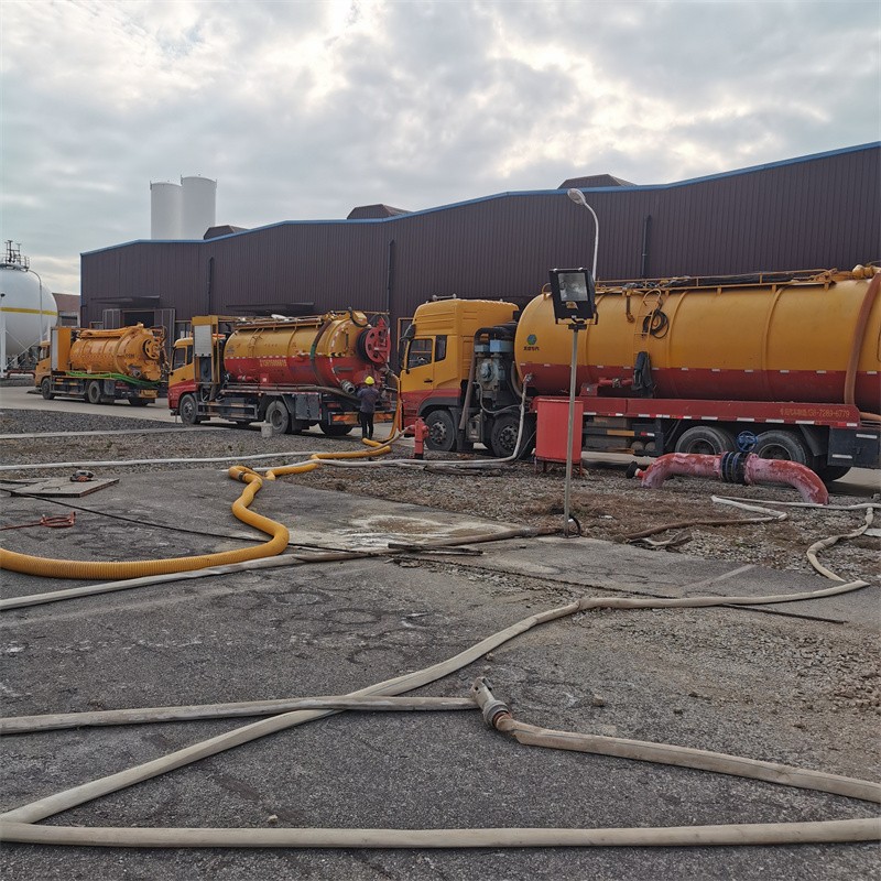 镇原污水池清理